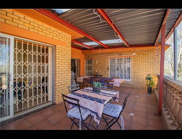 4 BEDROOM HOUSE FOR SALE IN OBSERVATORY